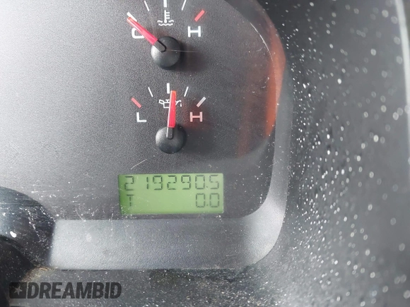 2008 Ford F-150 XL with VIN 1FTRF12268KF03798, listed as a IAAI auction lot 42030835 with 202,239 mi miles. Bid and sale history available at carsss.com. Image 7.