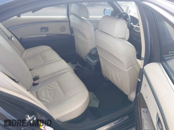2008 BMW 7 Series 750Li with VIN WBAHN83548DT83470, listed as a IAAI auction lot 41071244 with 106,064 mi miles and . Bid and sale history available at DreamBid. Image 8.