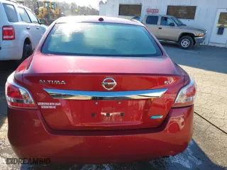2013 Nissan Altima 2.5 SL with VIN 1N4AL3AP6DC287671, listed as a IAAI auction lot 41280880 with 233,029 mi miles. Bid and sale history available at carsss.com. Image 16.