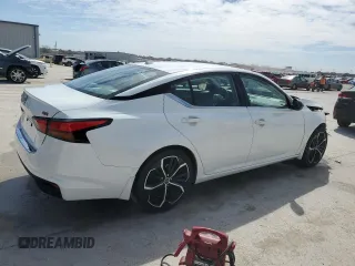 2023 Nissan Altima SR z VIN 1N4BL4CV9PN389352, wystawiony jako Copart lot #49102345 z przebiegiem 42 227 mil mil oraz Czysty tytuł • Clean title. Historia ofert i sprzedaży dostępna na DreamBid. Obrazek 3.