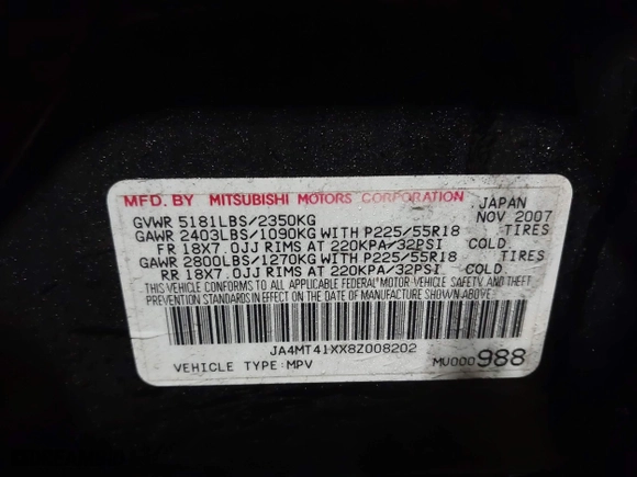 2008 Mitsubishi Outlander XLS with VIN JA4MT41XX8Z008202, listed as a IAAI auction lot 41680309 with 193,755 mi miles. Bid and sale history available at carsss.com. Image 9.
