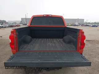 2016 Toyota Tundra 4WD Truck SR5 with VIN 5TFDW5F19GX550795, listed as a IAAI auction lot 41894023 with 174,637 mi miles. Bid and sale history available at carsss.com. Image 17.