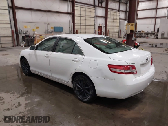 2011 Toyota Camry LE with VIN 4T1BF3EK3BU724386, listed as a IAAI auction lot 42046335 with 215,402 mi miles. Bid and sale history available at carsss.com. Image 3.