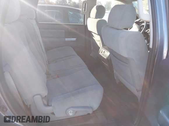 2018 Toyota Sequoia SR5 with VIN 5TDZY5G11JS071489, listed as a IAAI auction lot 41350026 with 47,570 mi miles. Bid and sale history available at carsss.com. Image 8.