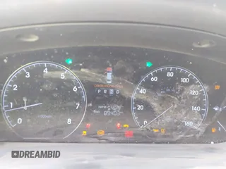 2013 Hyundai Equus Signature with VIN KMHGH4JH0DU059580, listed as a IAAI auction lot 41993494 with 89,403 mi miles and . Bid and sale history available at DreamBid. Image 7.