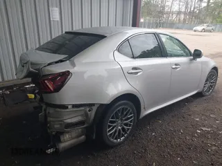 2006 Lexus IS 250 with VIN JTHCK262965002383, listed as a IAAI auction lot 41930755 with 196,365 mi miles and . Bid and sale history available at DreamBid. Image 4.