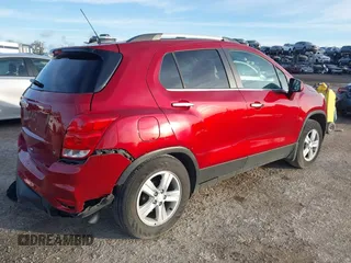 2020 Chevrolet Trax LT with VIN 3GNCJLSB3LL163220, listed as a IAAI auction lot 41630398 with 34,513 mi miles and . Bid and sale history available at DreamBid. Image 4.
