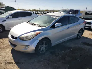 2013 Hyundai Elantra GLS с VIN KMHDH4AE0DU954687, выставлен на аукционе Copart как лот 54200255 с пробегом 129 872 миль миль и Списание • Salvage title. История ставок и продаж доступна на DreamBid. Изображение 1.