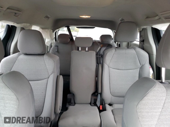 2021 Toyota Sienna LE с VIN 5TDKRKEC6MS013416, выставлен на аукционе Copart как лот 53908805 с пробегом 93 170 миль миль и Списание • Salvage title. История ставок и продаж доступна на DreamBid. Изображение 10.