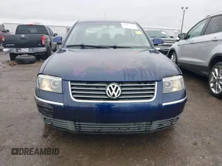 2005 Volkswagen Passat GLS with VIN WVWAD63B15E082758, listed as a IAAI auction lot 41952194 with 163,416 mi miles and . Bid and sale history available at DreamBid. Image 12.