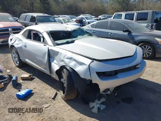 2014 Chevrolet Camaro LT z VIN 2G1FB1E38E9295805, wystawiony jako IAAI lot #41636194 z przebiegiem Nie podano mil oraz . Historia ofert i sprzedaży dostępna na DreamBid. Obrazek 1.