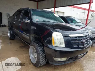 2008 Cadillac Escalade EXT z VIN 3GYFK62898G254253, wystawiony jako IAAI lot #41803442 z przebiegiem 177 058 mil mil oraz . Historia ofert i sprzedaży dostępna na DreamBid. Obrazek 1.