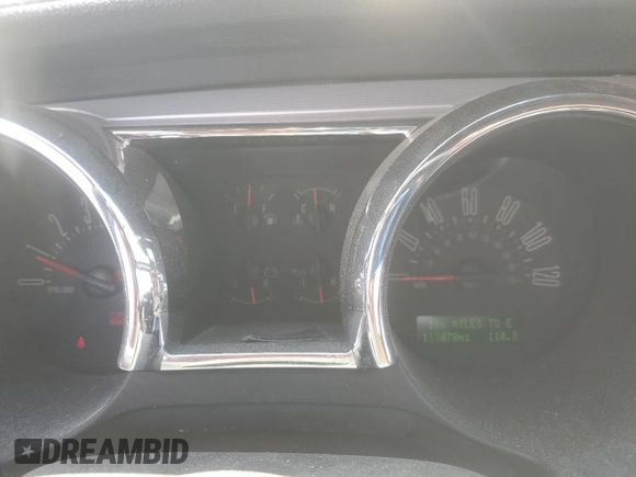 2005 Ford Mustang Deluxe with VIN 1ZVFT84N655254096, listed as a Copart auction lot 62481145 with 113,078 mi miles and Salvage title. Bid and sale history available at DreamBid. Image 9.