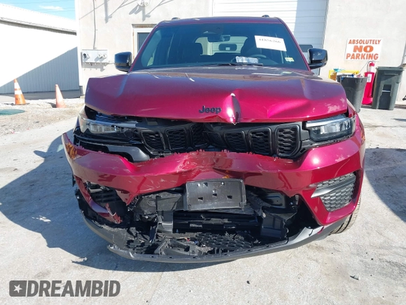 2025 Jeep Grand Cherokee Laredo with VIN 1C4RJHAG9SC287175, listed as a IAAI auction lot 41856266 with 2,495 mi miles and . Bid and sale history available at DreamBid. Image 6.