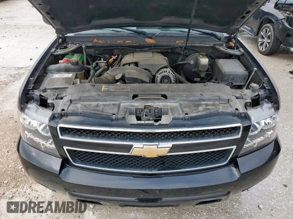 2007 Chevrolet Suburban LTZ with VIN 3GNFK16327G314256, listed as a Copart auction lot 55311165 with 254,953 mi miles and Clean Title. Bid and sale history available at carsss.com. Image 13.