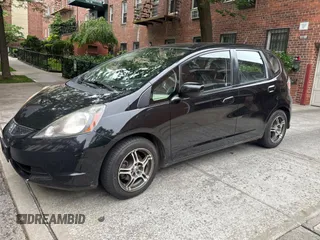 2013 Honda Fit с VIN JHMGE8G33DC052143, выставлен на аукционе Copart как лот 60544895 с пробегом 140 541 миль миль и Чистый • Clean title. История ставок и продаж доступна на DreamBid. Изображение 2.