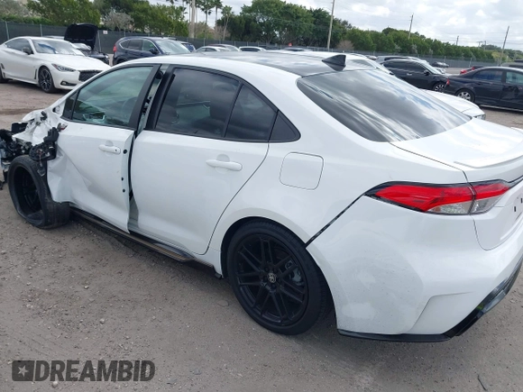 2021 Toyota Corolla SE with VIN 5YFS4MCE6MP080606, listed as a IAAI auction lot 41565478 with 38,780 mi miles. Bid and sale history available at carsss.com. Image 3.