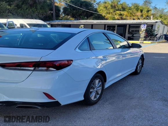2019 Hyundai Sonata SE with VIN 5NPE24AF2KH739533, listed as a IAAI auction lot 41153663 with 22,829 mi miles and . Bid and sale history available at DreamBid. Image 4.