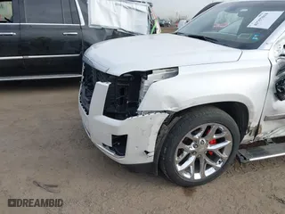2017 Cadillac Escalade Platinum with VIN 1GYS4DKJ7HR277904, listed as a IAAI auction lot 41757014 with 109,177 mi miles. Bid and sale history available at carsss.com. Image 17.