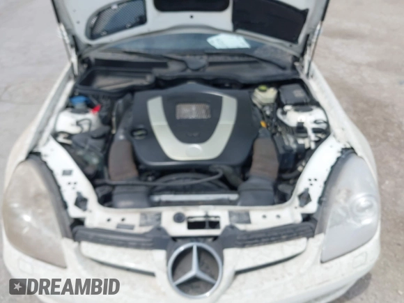2006 Mercedes-Benz SLK 350 with VIN WDBWK56FX6F080862, listed as a IAAI auction lot 42153239 with 180,624 mi miles and . Bid and sale history available at DreamBid. Image 10.