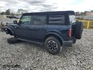 2021 Ford Bronco with VIN 1FMDE5DH8MLA62147, listed as a Copart auction lot 48059345 with 19,562 mi miles and Salvage Title. Bid and sale history available at carsss.com. Image 2.