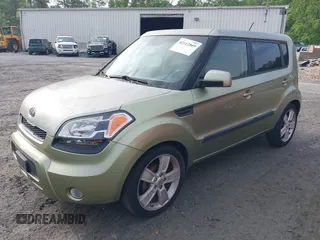 2011 Kia Soul + with VIN KNDJT2A29B7316532, listed as a IAAI auction lot 42112069 with 272,994 mi miles. Bid and sale history available at carsss.com. Image 2.