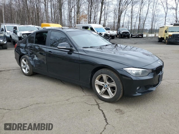 2013 BMW 3 Series 328i xDrive with VIN WBA3B3C51DJ976382, listed as a Copart auction lot 52262085 with 110,432 mi miles and Salvage title. Bid and sale history available at DreamBid. Image 4.