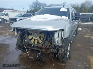 2011 GMC Sierra 2500HD SLT with VIN 1GT121C86BF242488, listed as a IAAI auction lot 41644211 with 163,233 mi miles. Bid and sale history available at carsss.com. Image 6.