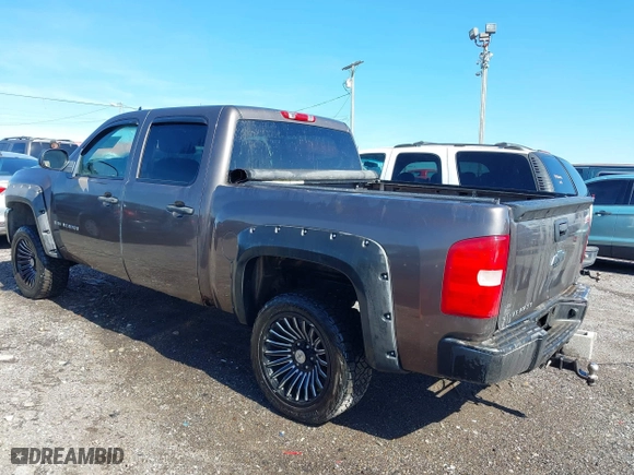 2007 Chevrolet Silverado 1500 LS with VIN 2GCEK13C671625576, listed as a IAAI auction lot 41592726 with 264,429 mi miles. Bid and sale history available at carsss.com. Image 14.
