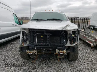 2017 Ford F-350 Platinum z VIN 1FT8W3B63HEE93093, wystawiony jako Copart lot #46731053 z przebiegiem Nie podano mil oraz . Historia ofert i sprzedaży dostępna na DreamBid. Obrazek 5.