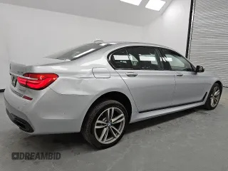 2018 BMW 7 Series ALPINA B7 xDrive z VIN WBA7F2C51JG423580, wystawiony jako Copart lot #49334015 z przebiegiem 118 513 mil mil oraz Czysty tytuł • Clean title. Historia ofert i sprzedaży dostępna na DreamBid. Obrazek 3.
