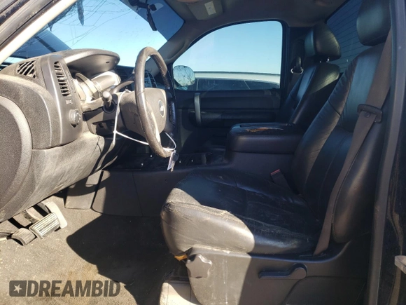 2007 Chevrolet Silverado 1500 1LT with VIN 1GCEK14007Z568223, listed as a Copart auction lot 79881904 with Not Provided miles and Salvage Title. Bid and sale history available at DreamBid. Image 7.