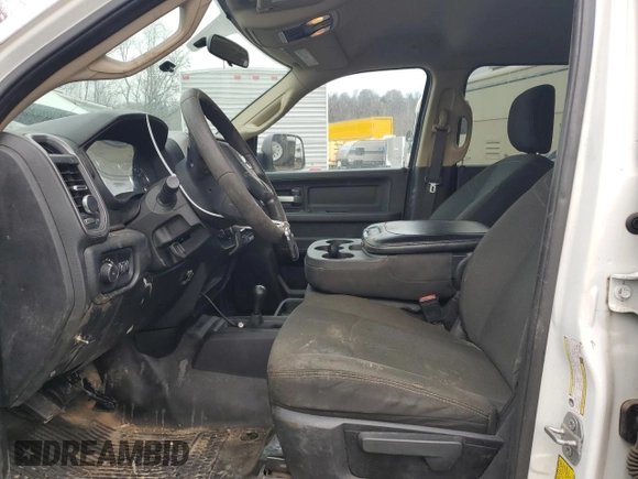 2019 Ram 2500 Tradesman with VIN 3C6UR5HJ0KG587582, listed as a Copart auction lot 83065074 with 114,984 mi miles and Clean title. Bid and sale history available at DreamBid. Image 7.