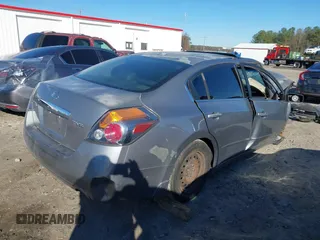 2007 Nissan Altima 2.5 S with VIN 1N4AL21E47N498319, listed as a IAAI auction lot 41601640 with 1 mi miles. Bid and sale history available at carsss.com. Image 4.