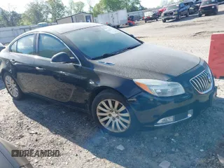 2013 Buick Regal Turbo Premium 1 with VIN 2G4GS5EV6D9126672, listed as a IAAI auction lot 42008984 with 154,042 mi miles. Bid and sale history available at carsss.com. Image 1.