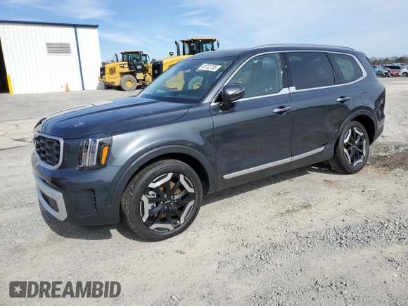 2024 Kia Telluride S with VIN 5XYP64GC2RG551607, listed as a Copart auction lot 45722785 with 6,822 mi miles and Salvage Title. Bid and sale history available at carsss.com. Image 1.