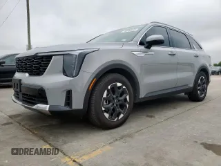 2024 Kia Sorento S z VIN 5XYRL4JC1RG277200, wystawiony jako Copart lot #53895665 z przebiegiem 10 840 mil mil oraz Szkoda całkowita • Salvage title. Historia ofert i sprzedaży dostępna na DreamBid. Obrazek 1.