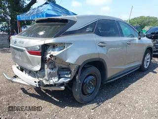 2017 Lexus RX 350 z VIN 2T2BZMCA1HC102334, wystawiony jako IAAI lot #42657499 z przebiegiem 45 139 mil mil oraz . Historia ofert i sprzedaży dostępna na DreamBid. Obrazek 4.