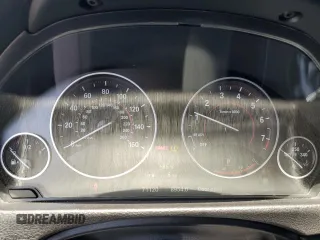 2018 BMW 3 Series 330i with VIN WBA8B9C54JK677077, listed as a Copart auction lot 60683205 with 71,120 mi miles and Salvage title. Bid and sale history available at DreamBid. Image 9.