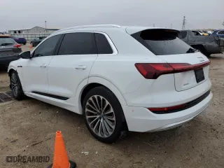 2019 Audi e-tron Prestige with VIN WA1VAAGE7KB024839, listed as a Copart auction lot 38277753 with 35,418 mi miles. Bid and sale history available at carsss.com. Image 2.