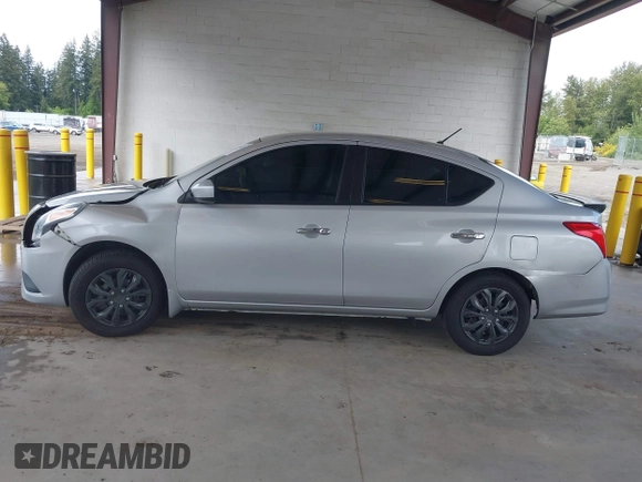 2016 Nissan Versa SV z VIN 3N1CN7AP9GL890842, wystawiony jako IAAI lot #42299478 z przebiegiem 90 572 mil mil oraz . Historia ofert i sprzedaży dostępna na DreamBid. Obrazek 14.