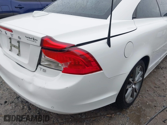 2013 Volvo C70 T5 with VIN YV1672MC9DJ139186, listed as a IAAI auction lot 41541171 with 99,753 mi miles. Bid and sale history available at carsss.com. Image 6.