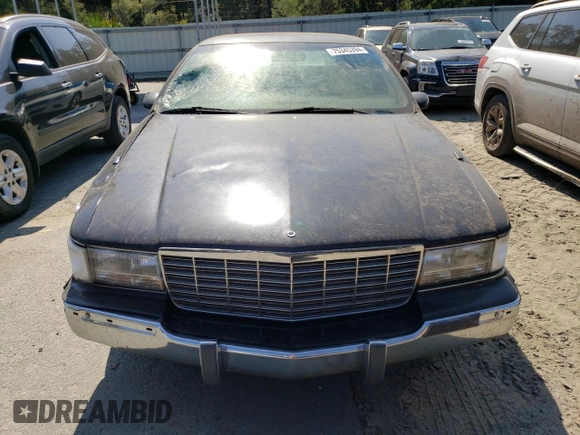 1994 Cadillac Fleetwood z VIN 1G6DW52PXRR704063, wystawiony jako Copart lot #75345394 z przebiegiem 96 067 mil mil oraz Szkoda całkowita • Salvage title. Historia ofert i sprzedaży dostępna na DreamBid. Obrazek 5.