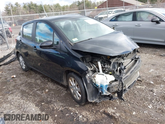 2015 Toyota Yaris L with VIN VNKKTUD39FA028708, listed as a IAAI auction lot 40978326 with 83,377 mi miles. Bid and sale history available at carsss.com. Image 1.