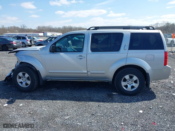 2006 Nissan Pathfinder SE with VIN 5N1AR18W96C652790, listed as a IAAI auction lot 41934579 with 148,099 mi miles. Bid and sale history available at carsss.com. Image 14.