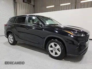 2023 Toyota Highlander L z VIN 5TDKDRAH5PS505318, wystawiony jako Copart lot #55865355 z przebiegiem 44 616 mil mil oraz Czysty tytuł • Clean title. Historia ofert i sprzedaży dostępna na DreamBid. Obrazek 4.