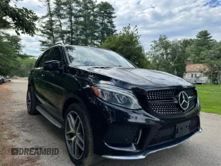 2016 Mercedes-Benz GLE 400 z VIN 4JGDA5GB1GA765169, wystawiony jako Copart lot #64144145 z przebiegiem 73 434 mil mil oraz Czysty tytuł • Clean title. Historia ofert i sprzedaży dostępna na DreamBid. Obrazek 1.