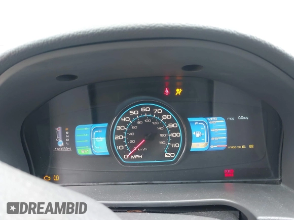 2012 Ford Fusion Hybrid с VIN 3FADP0L36CR164561, выставлен на аукционе IAAI как лот 42126136 с пробегом 172 387 миль миль и . История ставок и продаж доступна на DreamBid. Изображение 7.