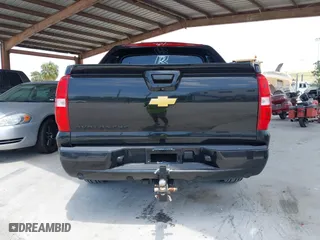 2012 Chevrolet Avalanche LTZ with VIN 3GNTKGE77CG188934, listed as a IAAI auction lot 42105759 with 191,919 mi miles. Bid and sale history available at carsss.com. Image 16.