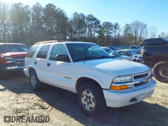 2002 Chevrolet Blazer LS z VIN 1GNDT13W32K146843, wystawiony jako IAAI lot #41497892 z przebiegiem 121 882 mil mil oraz . Historia ofert i sprzedaży dostępna na DreamBid. Obrazek 1.